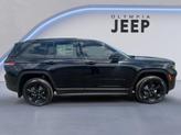 Thumbnail of 2025 Diamond Black Crystal Pearlcoat Jeep Grand Cherokee