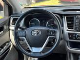 Thumbnail of 2016 Predawn Gray Mica Toyota Highlander