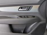 Thumbnail of 2025 Everest White Pearl Tricoat Nissan Murano