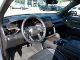 Thumbnail of 2024 White Frost Tricoat GMC Acadia