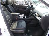 Thumbnail of 2022 White Frost Tricoat GMC Terrain