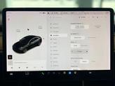 Thumbnail of 2019 Solid Black Tesla Model 3