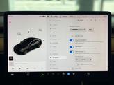 Thumbnail of 2019 Solid Black Tesla Model 3