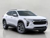Photo of 2025 Summit White Chevrolet Trax