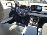 Thumbnail of 2025 White Diamond Mitsubishi Outlander