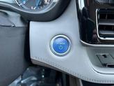 Thumbnail of 2021 Blizzard Pearl Toyota Highlander Hybrid