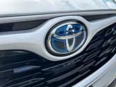Thumbnail of 2024 Celestial Silver Metallic Toyota Highlander Hybrid