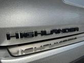 Thumbnail of 2024 Celestial Silver Metallic Toyota Highlander Hybrid