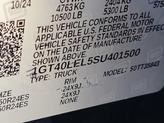 Thumbnail of 2025 Onyx Black GMC Sierra EV