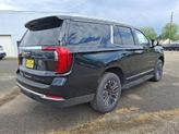 Thumbnail of 2025 Onyx Black GMC Yukon