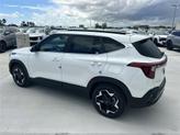Thumbnail of 2026 SWP/WHITE Kia Seltos