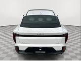 Thumbnail of 2025 Snow White Pearl Kia K4