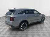 Thumbnail of 2025 Everlasting Silver Kia Sorento