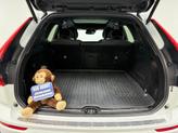 Thumbnail of 2018 Crystal White Volvo XC60