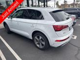 Thumbnail of 2022 Glacier White Metallic Audi Q5