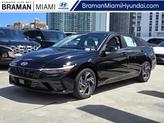 Photo of 2025 Abyss Black Hyundai ELANTRA