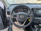 Thumbnail of 2018 Diamond Black Jeep Cherokee