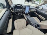 Thumbnail of 2024 Star White Ford Expedition
