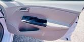 Thumbnail of 2010 Spectrum White Pearl Honda Insight