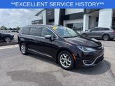 Thumbnail of 2017 Dark Cordovan Pearlcoat Chrysler Pacifica