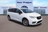 Photo of 2025 Bright White Clearcoat Chrysler Pacifica