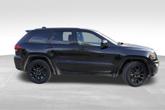 Thumbnail of 2019 Diamond Black Crystal Pearlcoat Jeep Grand Cherokee