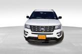Thumbnail of 2017 White Platinum Metallic Tri-Coat Ford Explorer