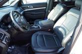 Thumbnail of 2017 White Platinum Metallic Tri-Coat Ford Explorer