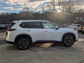 Thumbnail of 2025 Everest White Pearl Nissan Rogue