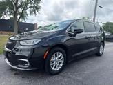 Thumbnail of 2023 Brilliant Black Crystal Pearlcoat Chrysler Pacifica