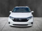 Thumbnail of 2024 Platinum White Pearl Honda Odyssey