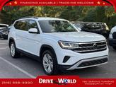 Thumbnail of 2021 Deep Black Pearl Volkswagen Atlas