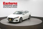 Thumbnail of 2021 Pearl White Tricoat Nissan Altima