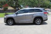 Photo of 2017 Charcoal Toyota Highlander
