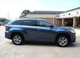 Thumbnail of 2014 Blue Toyota Highlander