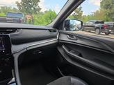 Thumbnail of 2024 Diamond Black Jeep Grand Cherokee L