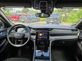Thumbnail of 2024 Diamond Black Jeep Grand Cherokee L