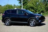 Photo of 2018 Black Toyota RAV4