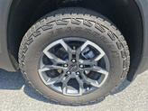 Thumbnail of 2025 Mosaic Black Metallic Chevrolet Equinox