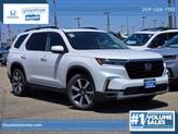 Photo of 2025 Platinum White Pearl Honda Pilot