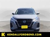 Thumbnail of 2023 Boulder Gray Pearl Nissan Kicks