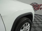 Thumbnail of 2019 White Jeep Cherokee