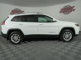 Thumbnail of 2019 White Jeep Cherokee