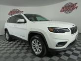 Thumbnail of 2019 White Jeep Cherokee