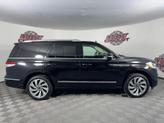 Thumbnail of 2022 Black Lincoln Navigator