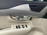 Thumbnail of 2025 Crystal White Metallic Volvo XC90