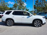 Thumbnail of 2025 Platinum White Pearl Honda Pilot