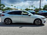 Thumbnail of 2022 Platinum White Honda Civic