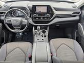 Thumbnail of 2023 Pearl Toyota Highlander