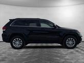 Thumbnail of 2021 Diamond Black Crystal Pearlcoat Jeep Grand Cherokee